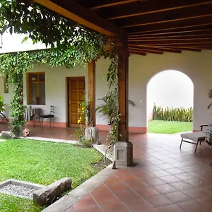 Bed & Breakfast Chez Daniel Antigua